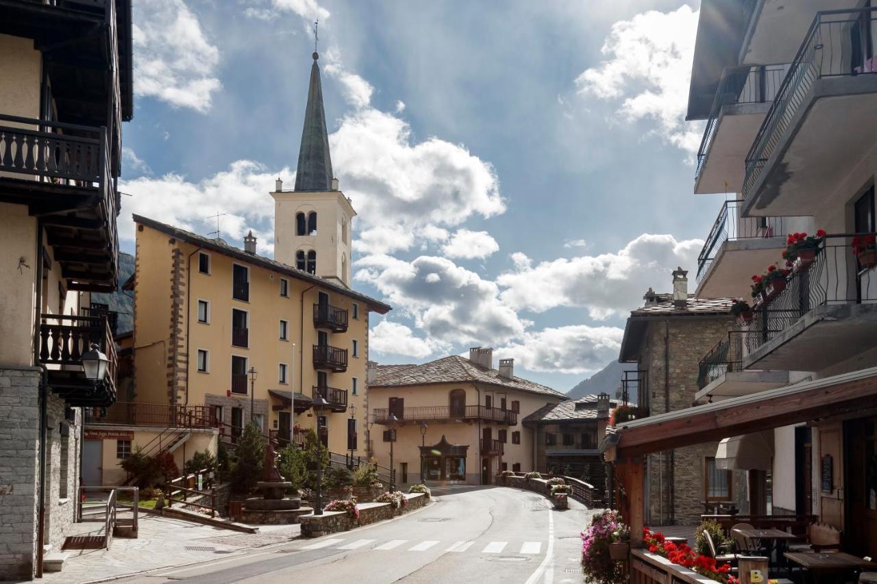 Hellochalet - Maison Rue De La Neige - Family Ski Holiday Walking Distance Skirun And Gondola Valtournenche Exterior foto