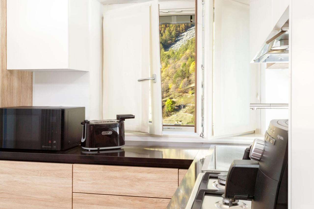 Hellochalet - Maison Rue De La Neige - Family Ski Holiday Walking Distance Skirun And Gondola Valtournenche Exterior foto